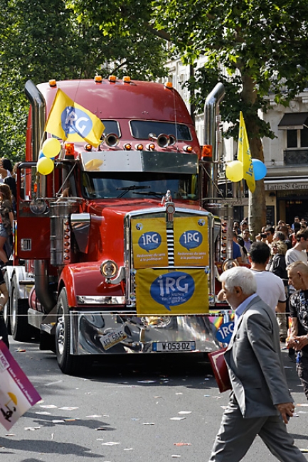 Gay pride Paris JUN13-206